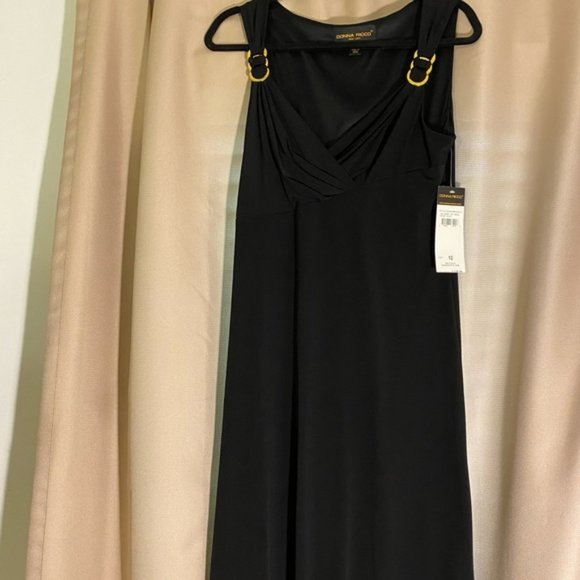Donna Ricco Dresses & Skirts - Donna Ricco Black Sleeveless Asymmetrical Dress 12